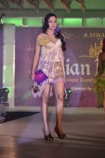 at Atharva College Indian Princess fashion show in Mumbai on 23rd Dec 2011 (117).JPG